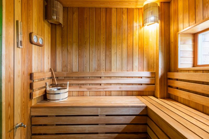 Guide complet pour réussir l'installation de votre sauna à domicile